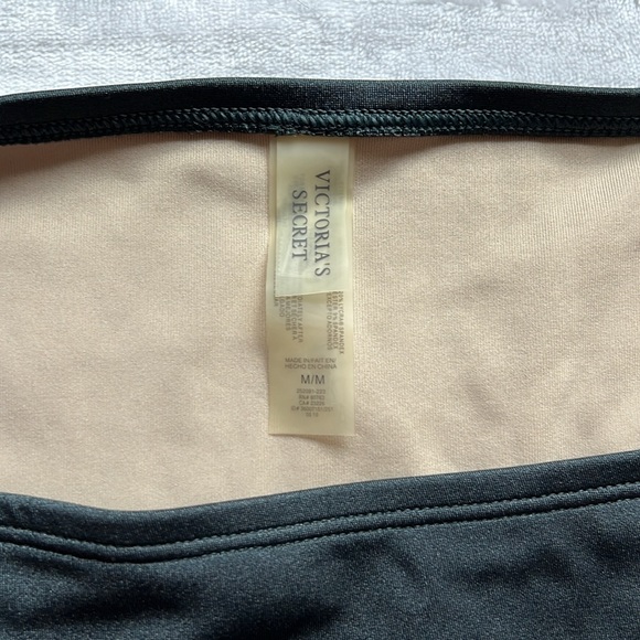 VICTORIA’S SECRET Dark Gray Bikini - Picture 15 of 16